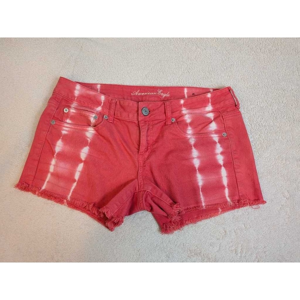 American Eagle Outfitters Tie Dye Denim Shorts Size 12 Frayed Hem Stretch Red